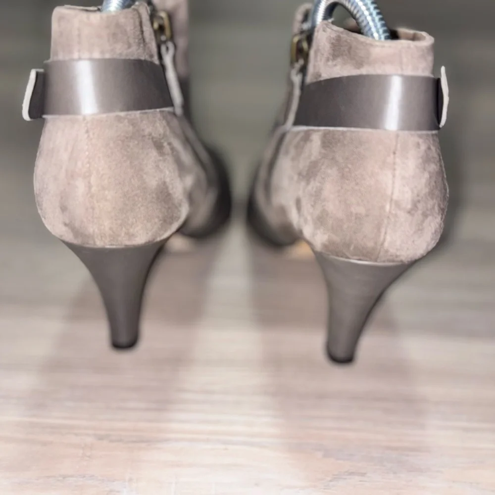 Anyi Lu hand made in‎ Italy Chic Gray Ankle Boots
